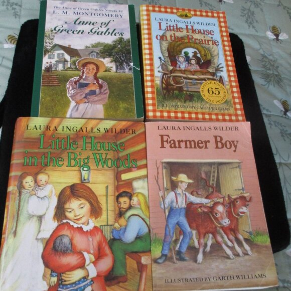 Lot of 5 Paperback Books Anne of Green Gables & Little House On The Prairie - Picture 1 of 3